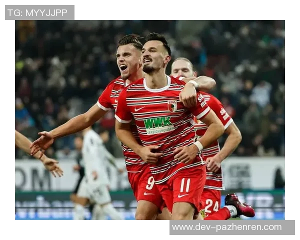 德甲战报:卡德打入唯一进球,十人奥格斯堡1-0汉堡 德甲战报:卡德打入唯一进球,十人奥格斯堡1-0汉堡