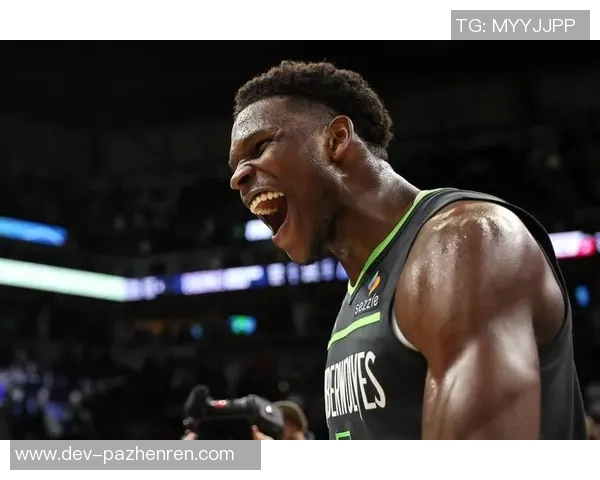 爱德华兹30分引领森林狼逆转战最终击败国王,精彩全场不容错过 爱德华兹30分引领森林狼逆转战最终击败国王,精彩全场不容错过