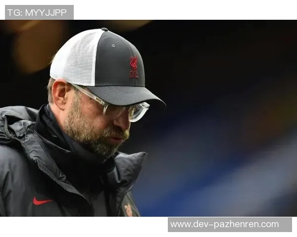 裁判报告:弗里克因对裁判鼓掌染黄,后因做不满手势再次染黄 裁判报告:弗里克因对裁判鼓掌染黄,后因做不满手势再次染黄