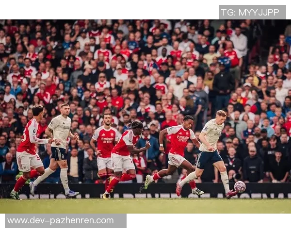 诺丁汉森林领先利物浦，穆里略破门！激情时刻引爆英超战火